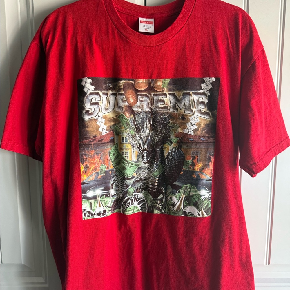 Supreme T-Shirt